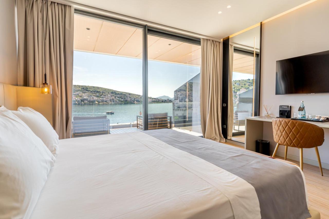 Yacht Premium Hotel Sarande Bagian luar foto