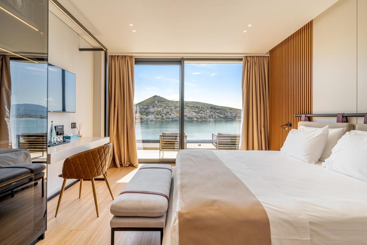 Yacht Premium Hotel Sarande Bagian luar foto