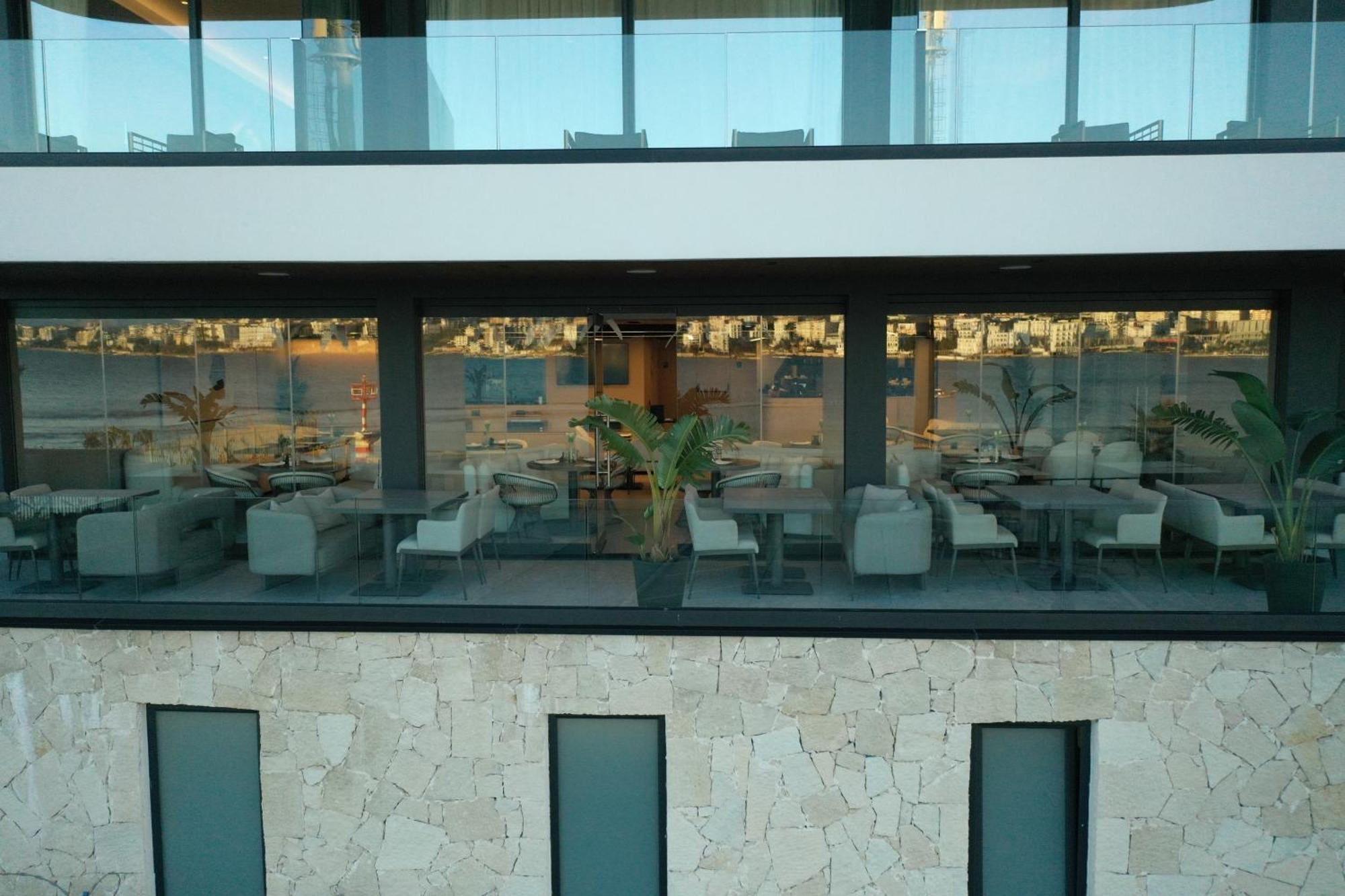 Yacht Premium Hotel Sarande Bagian luar foto